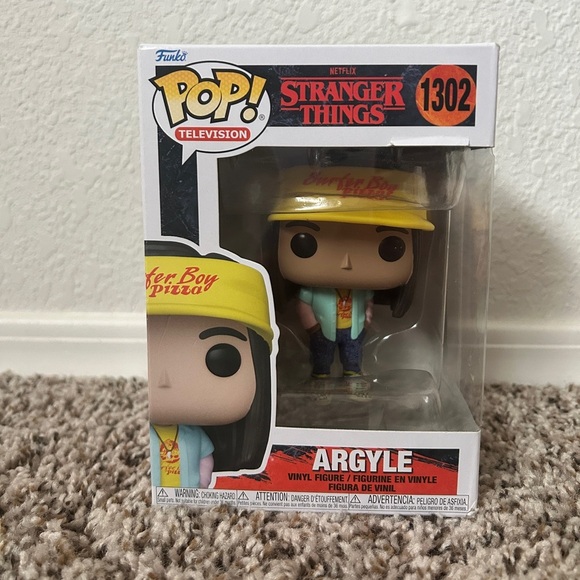 Funko POP! Stranger Things: ARGYLE #1302 Surfer Boy Pizza Season 4!- NIB - Picture 1 of 4